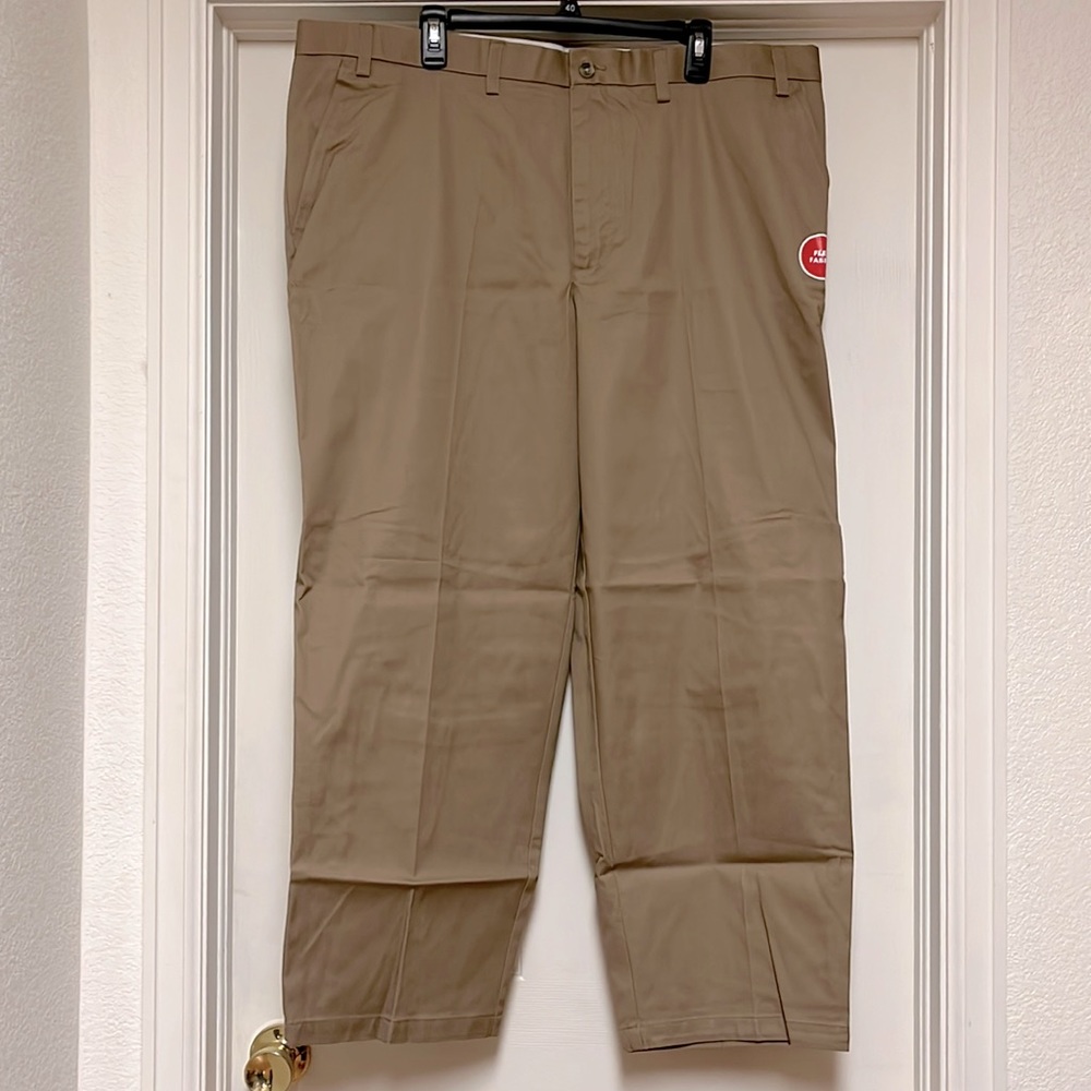 Men’s straight fit khaki, flex fabric, dress pants